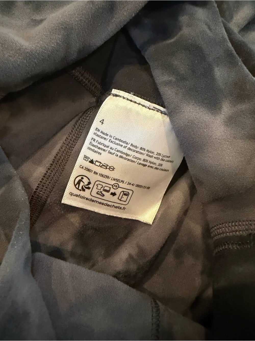2 Pair Lululemon Size 4 28’’ Leggings